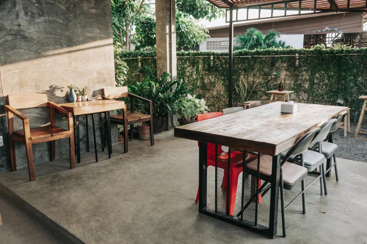 Hostel Yoji House And Cafe Ban Wiang Exterior foto